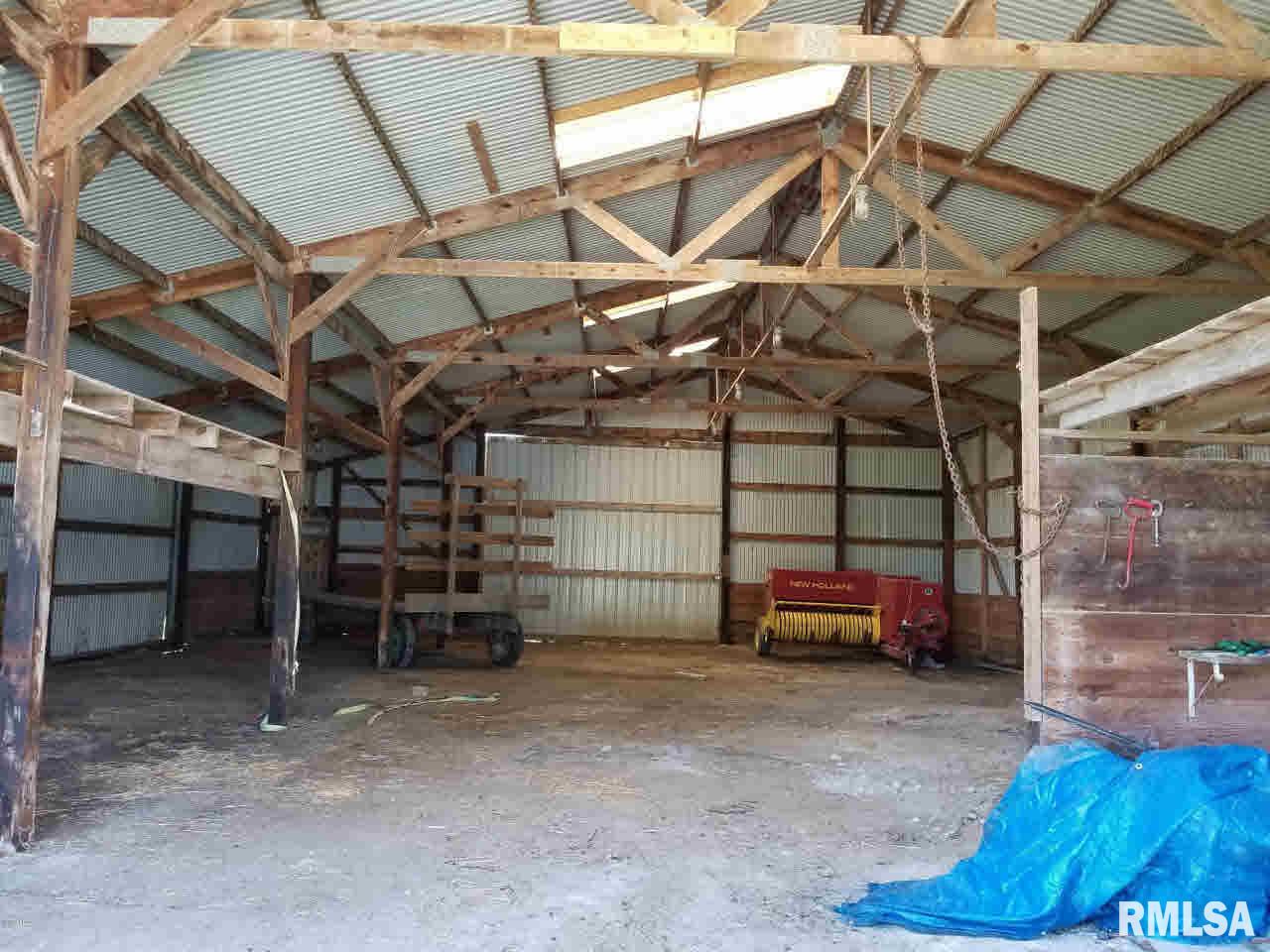 27472 Highline Road Ashley, IL 62808 - Photo 15 of 24