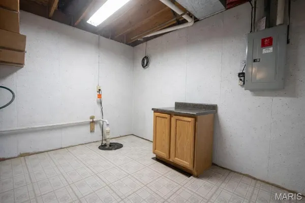 $279,900 | 1635 Thunderbird Lane, Belleville, IL 62221