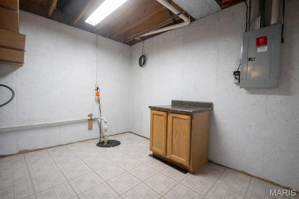 1635 Thunderbird Lane Belleville, IL 62221 - Photo 28 of 33