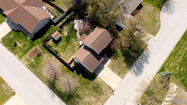 $279,900 | 1635 Thunderbird Lane, Belleville, IL 62221