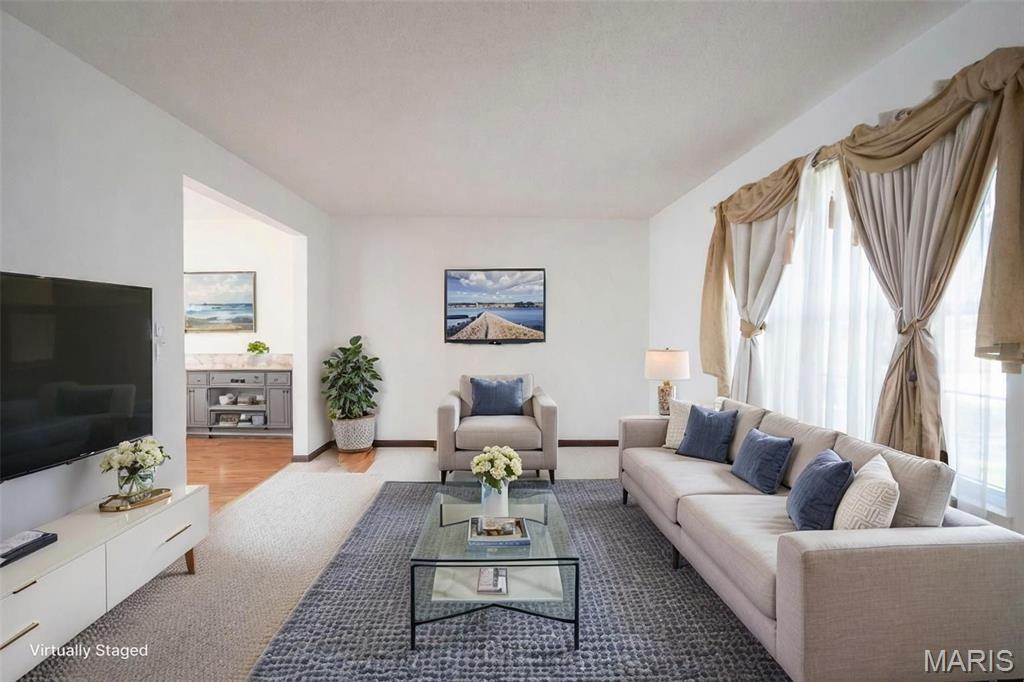 1635 Thunderbird Lane Belleville, IL 62221 - Photo 4 of 33