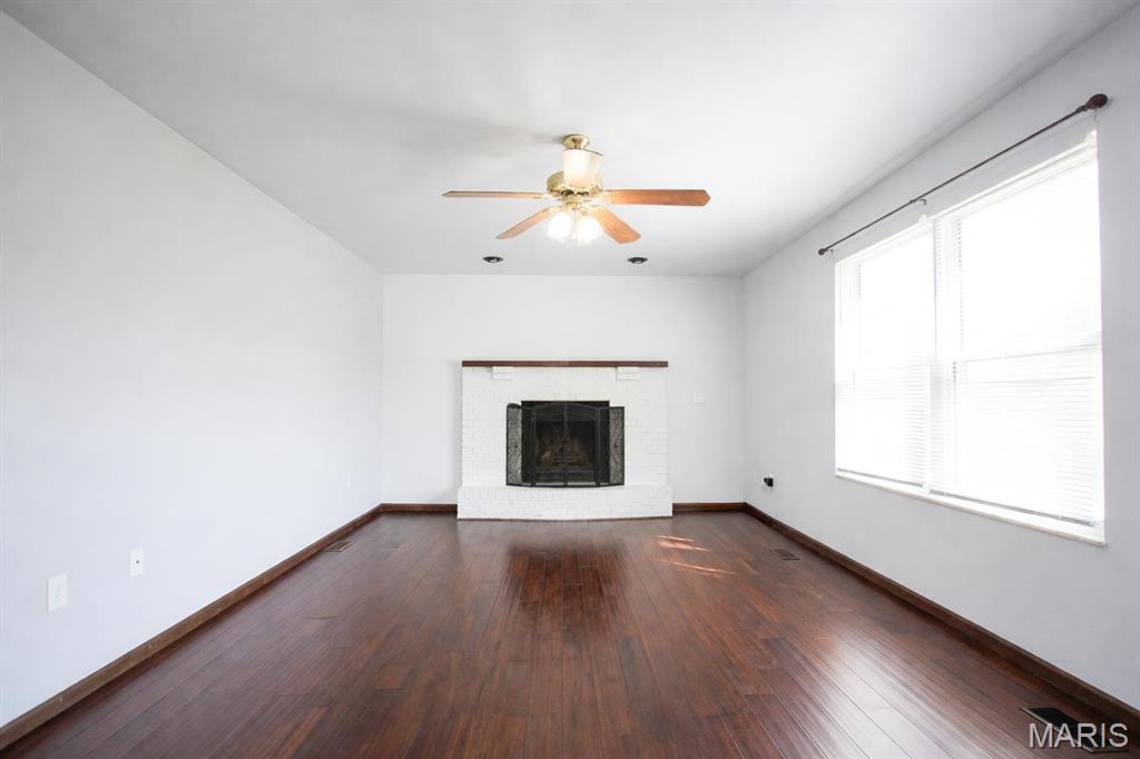 1635 Thunderbird Lane Belleville, IL 62221 - Photo 7 of 33