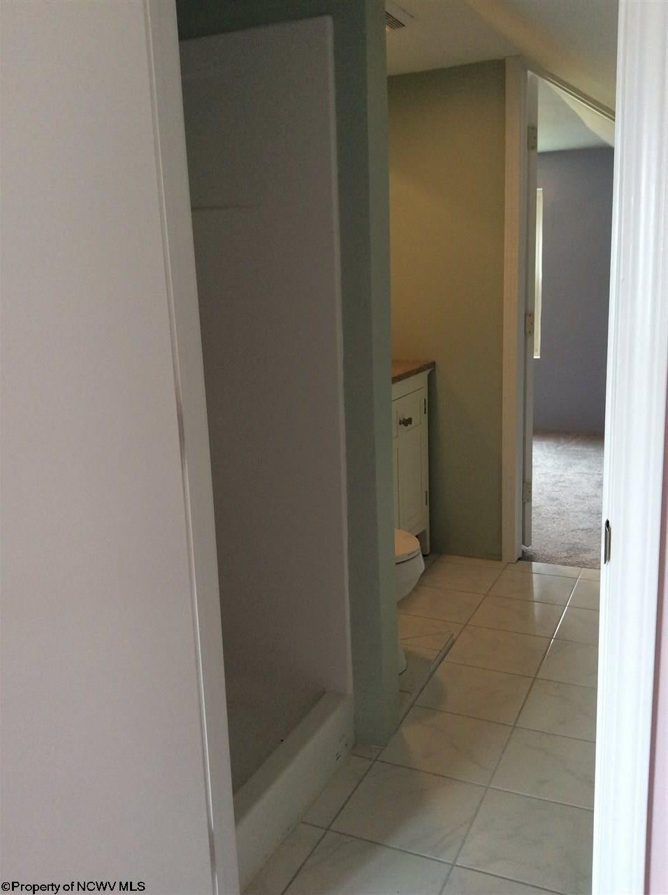 92 Long Alley Reedsville, WV 26547 - Photo 18 of 19 Gallery Image 18