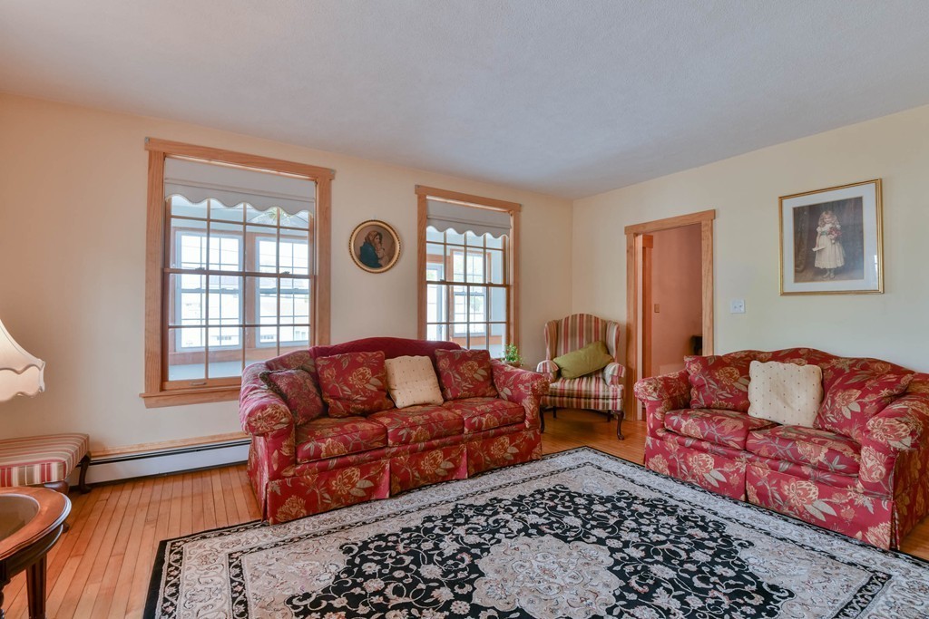 69 Clematis Road Medford, MA 02155 - Photo 8 of 30 Gallery Image 8
