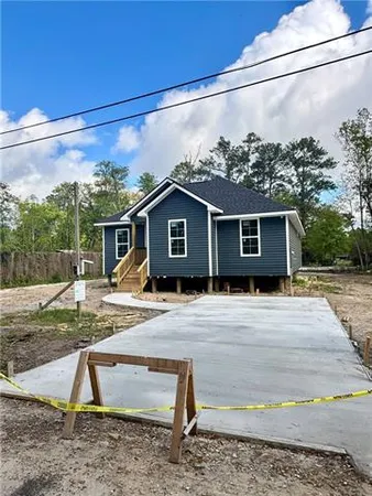 $2,300 | 40065 Cane Avenue, Slidell, LA 70461