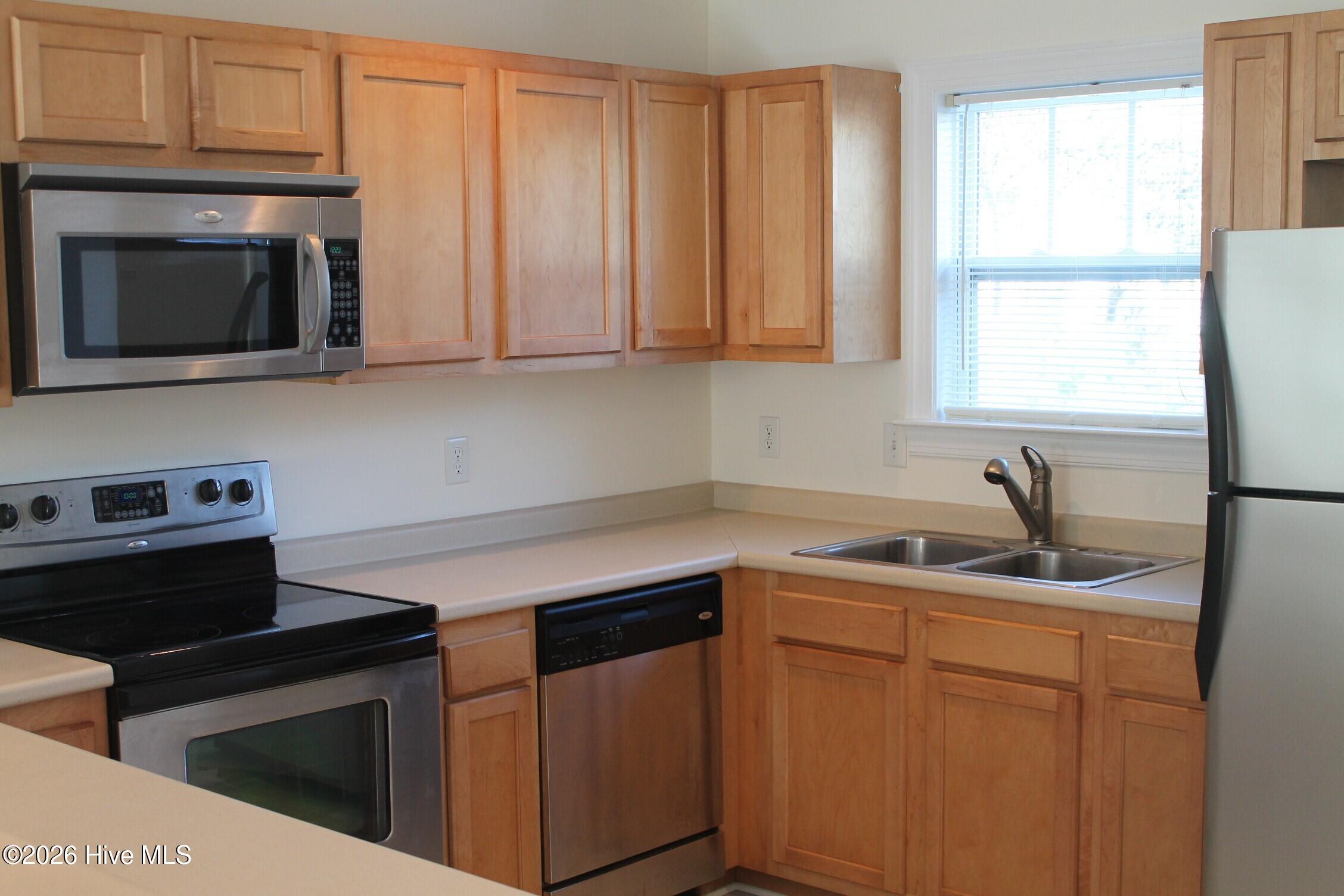 300 Williams Store Road, Unit B Hampstead, NC 28443 - Photo 2 of 9