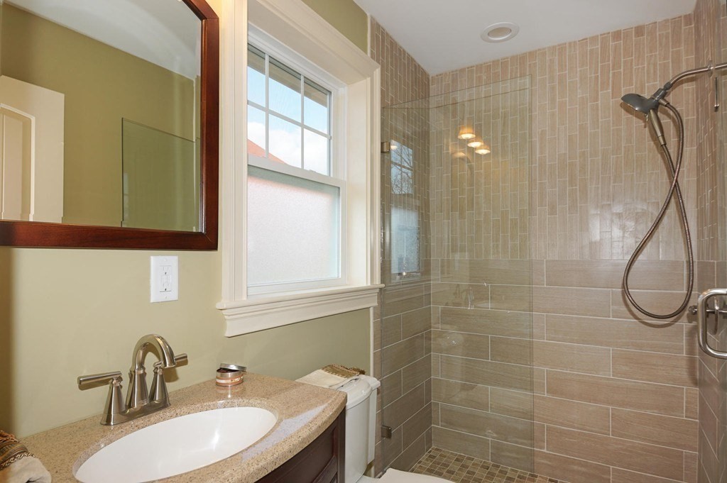 276 Waverley Avenue, Unit 1 Watertown, MA 02472 - Photo 9 of 17