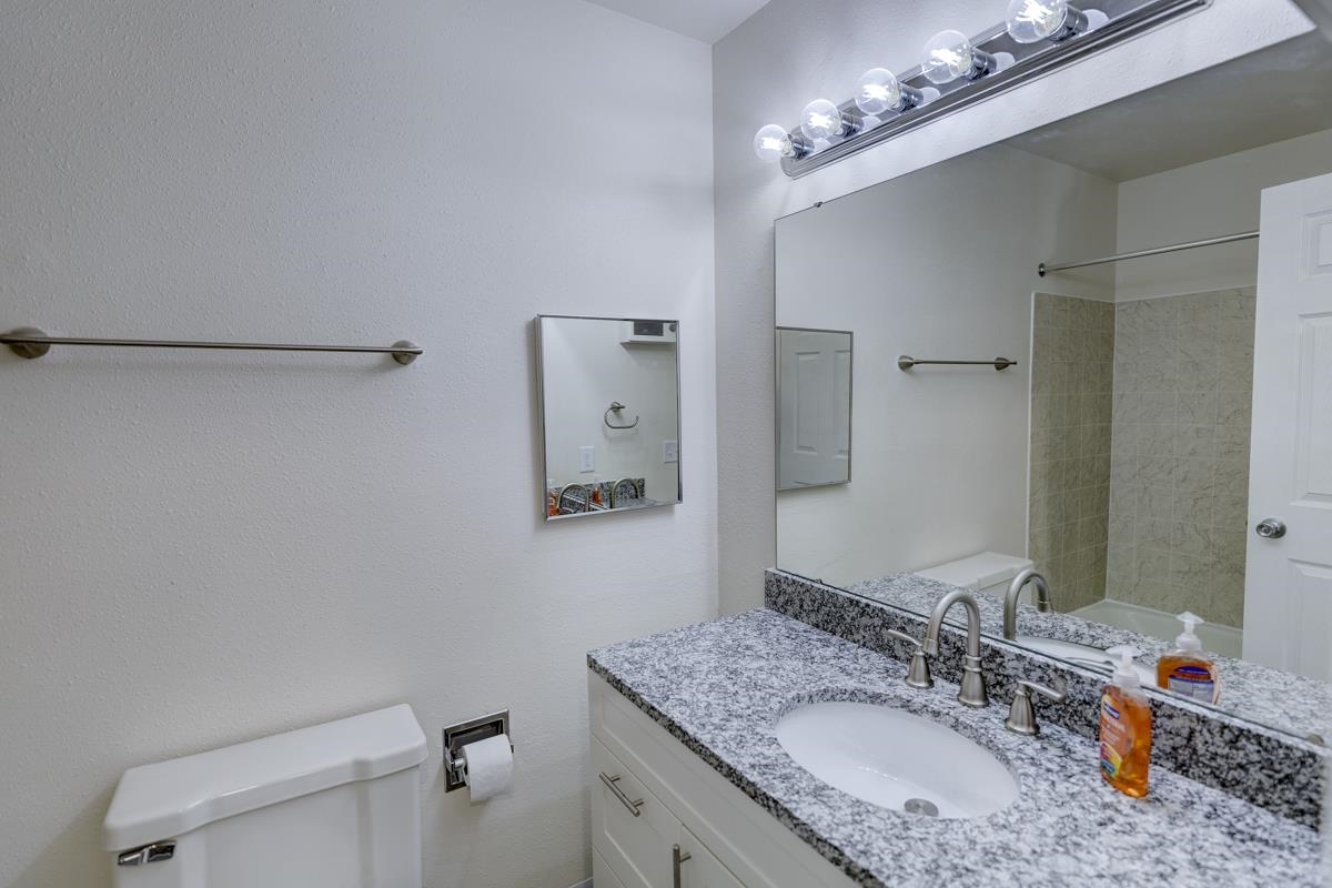 2416 Independence Lane, Unit 206 Madison, WI 53704 - Photo 25 of 33