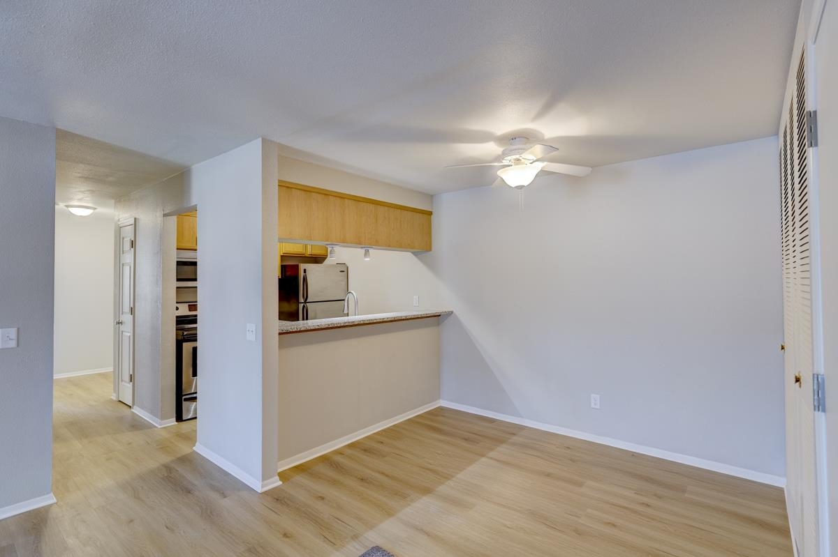 2416 Independence Lane, Unit 206 Madison, WI 53704 - Photo 10 of 33