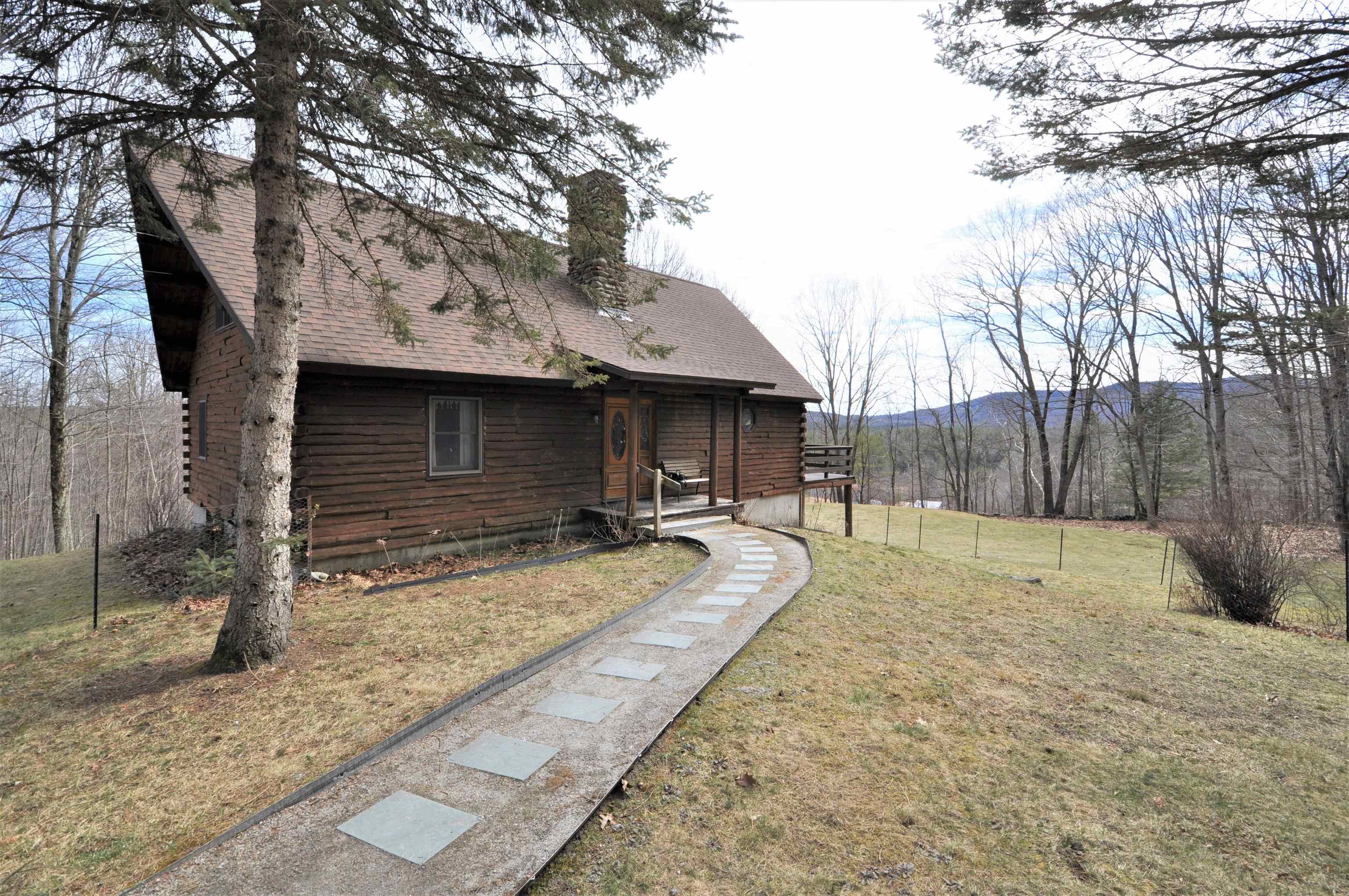 962 Old County Road Deering, NH 03244 - Photo 1 of 20