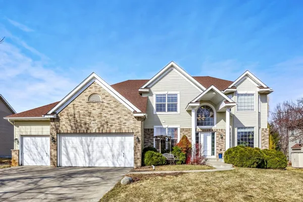 $518,000 | 1405 Overlook Court, Elko New Market, MN 55054