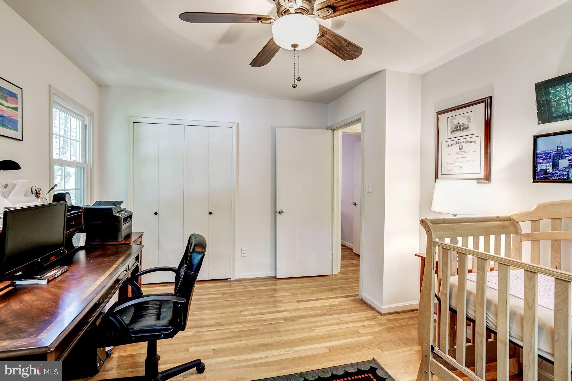 11521 Running Cedar Road Reston, VA 20191 - Photo 22 of 30 Bedroom