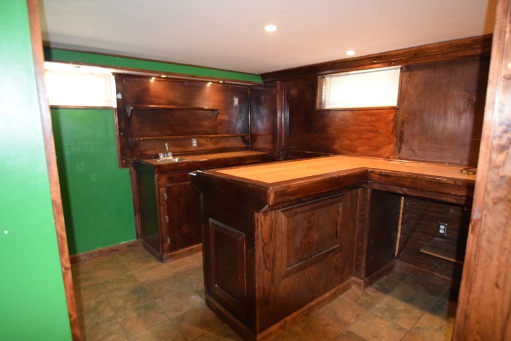 71 Rockefeller Street Randolph, MA 02368 - Photo 12 of 23 Gallery Image 12