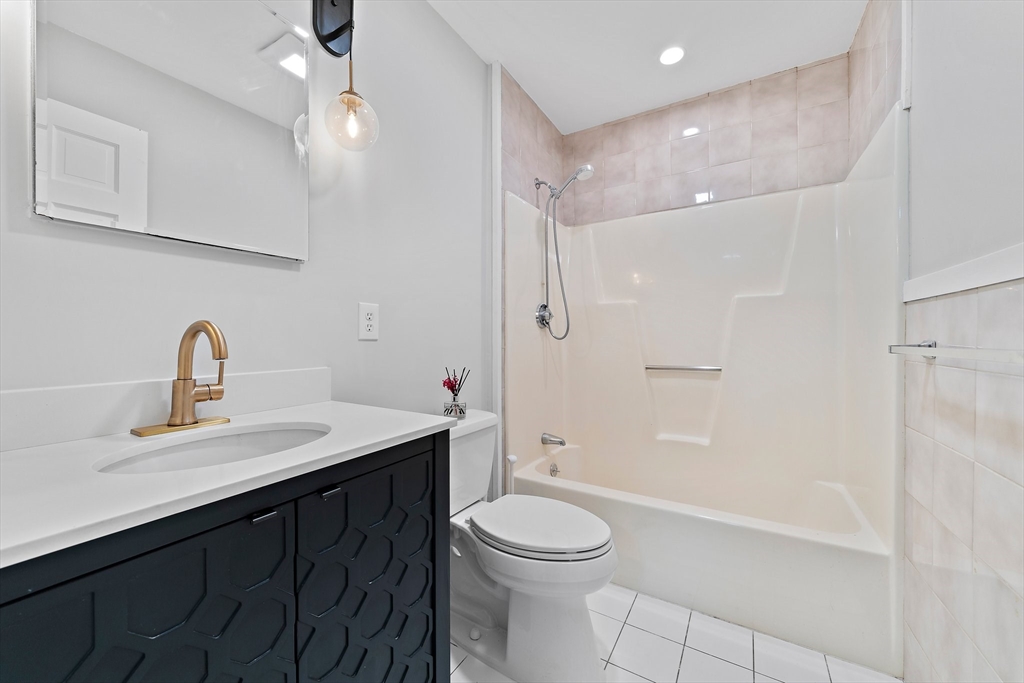 52 River Street, Unit 52 Newton, MA 02465 - Photo 20 of 25