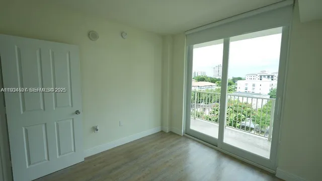 $3,221 | 987 Southwest 37th Avenue, Unit 1012, Miami, FL 33135