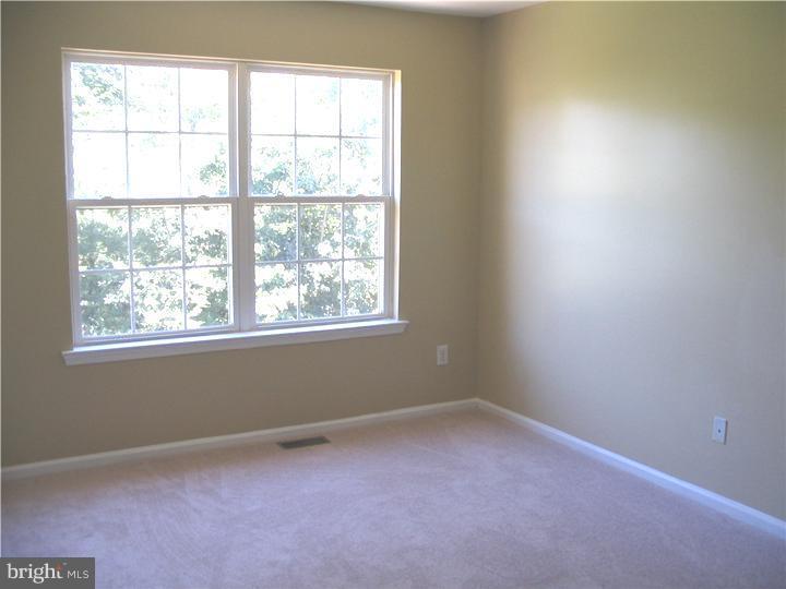 32 Warwick Road West Windsor, NJ 08550 - Photo 13 of 16 Gallery Image 13
