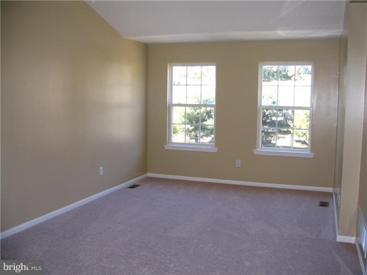 32 Warwick Road West Windsor, NJ 08550 - Photo 15 of 16 Gallery Image 15