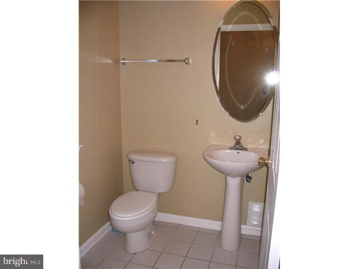 32 Warwick Road West Windsor, NJ 08550 - Photo 5 of 16 Gallery Image 5
