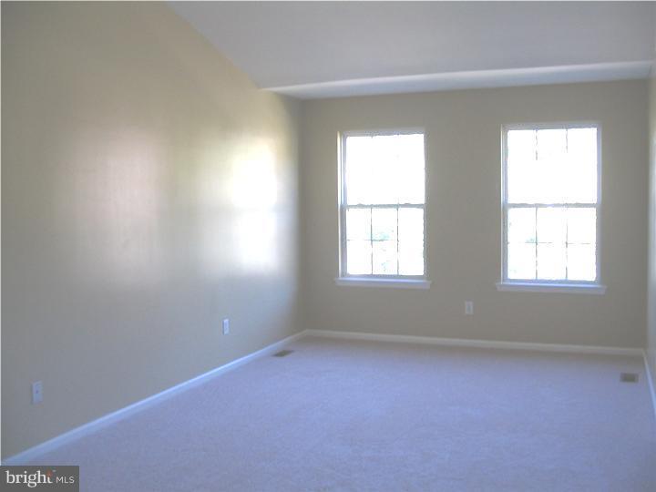 32 Warwick Road West Windsor, NJ 08550 - Photo 7 of 16 Gallery Image 7