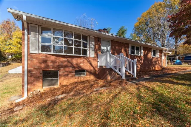 $245,000 | 110 Gamble Drive, Winston-Salem, NC 27103
