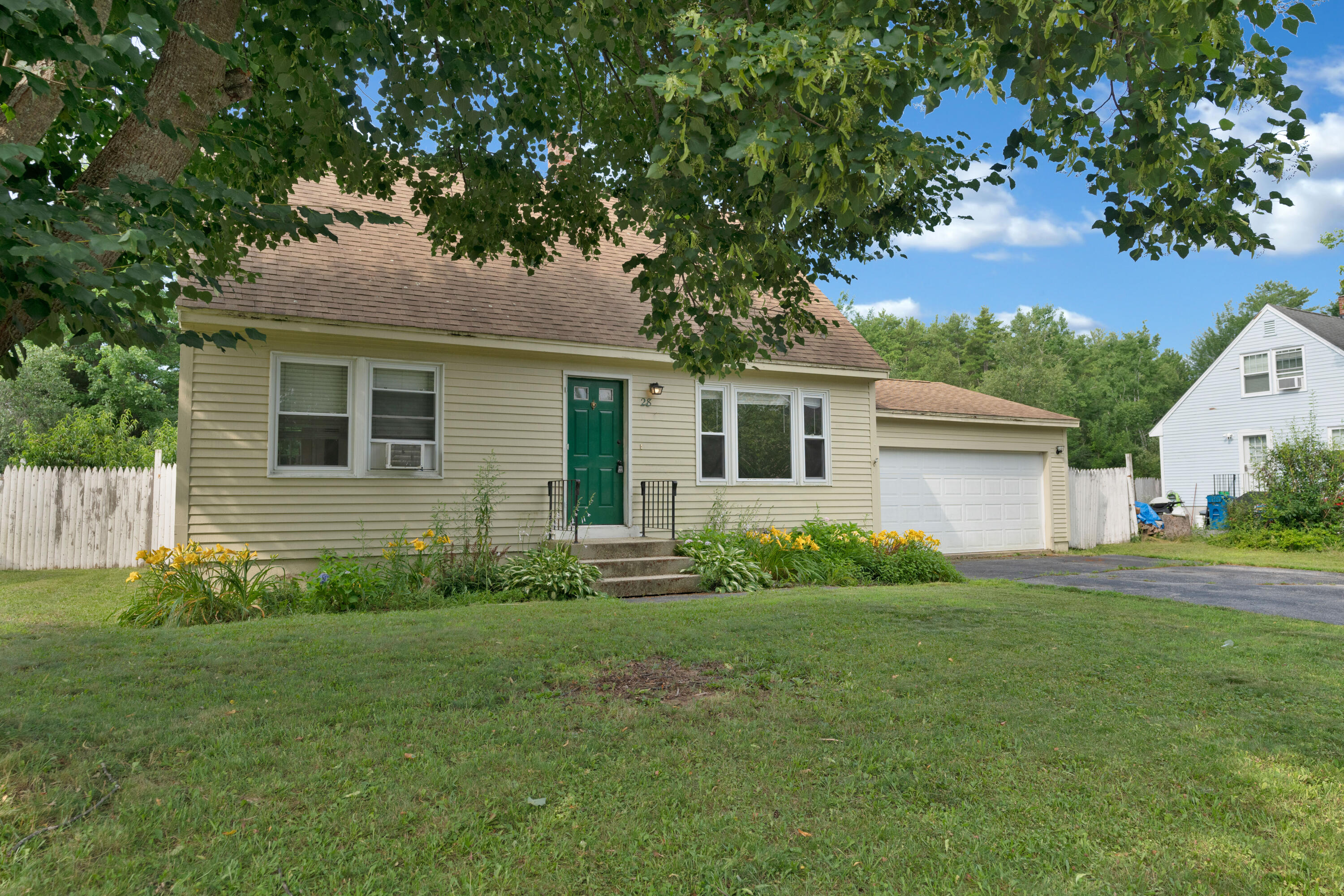 28 Label Avenue Portland, ME 04103 - Photo 1 of 18 _DSC0517