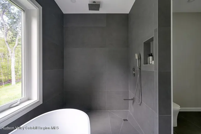 a bathroom with a toilet