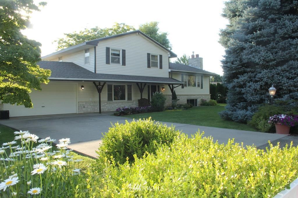 44 Newtown Place Walla Walla, WA 99362 - Photo 1 of 40 Gallery Image 1