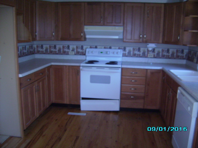 10119 Ballard Road Woodstock, IL 60098 - Photo 4 of 24