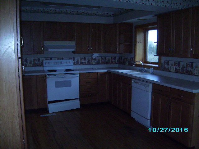 10119 Ballard Road Woodstock, IL 60098 - Photo 5 of 24