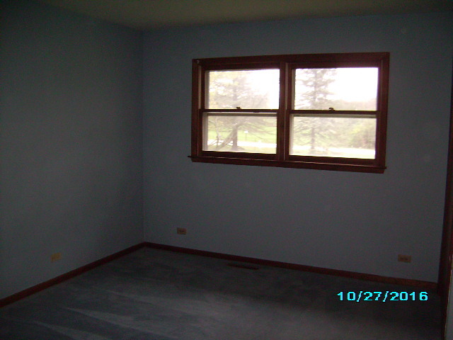 10119 Ballard Road Woodstock, IL 60098 - Photo 10 of 24