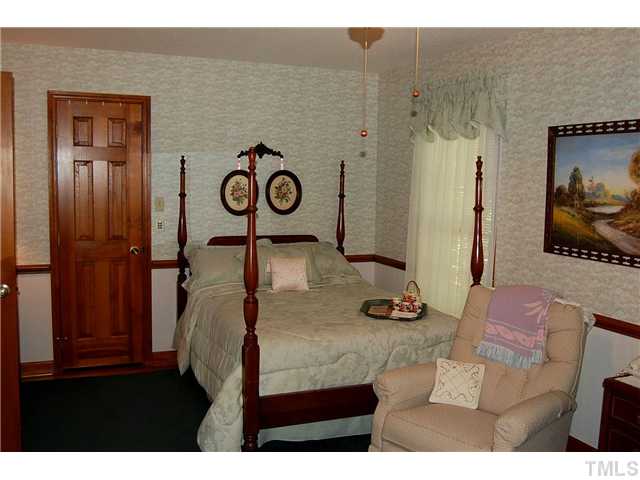 2 Gathering Place Raleigh, NC 27604 - Photo 13 of 23