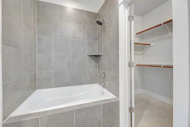 $429,000 | 13501 Metric Boulevard, Unit 3, Austin, TX 78727