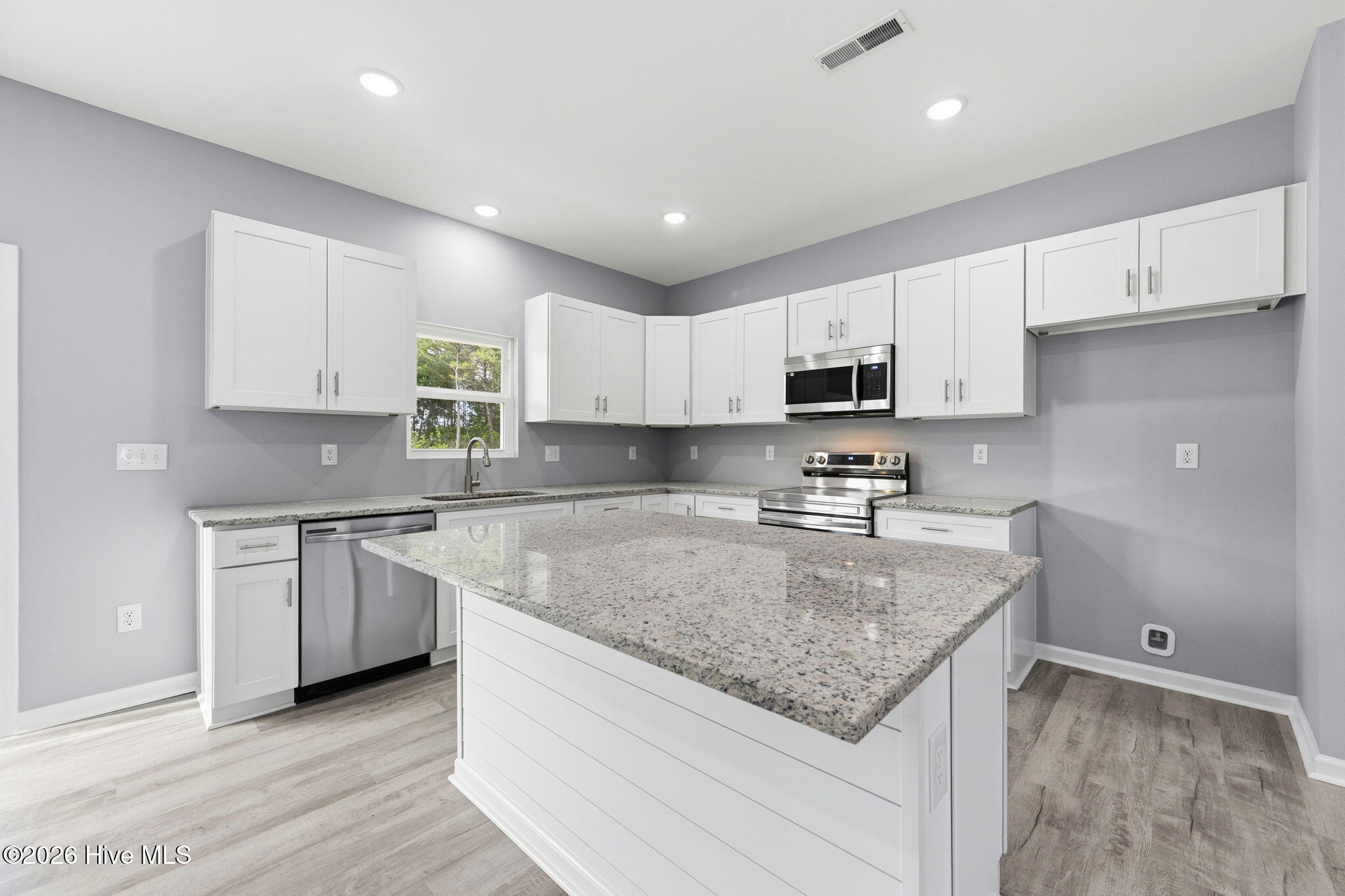 2612 Fountaintown Road Chinquapin, NC 28521 - Photo 15 of 61 33-web-or-mls-_RAD8124_edit