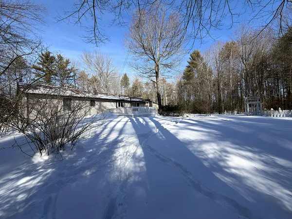 $554,000 | 1523 North Road, North Yarmouth, ME 04097