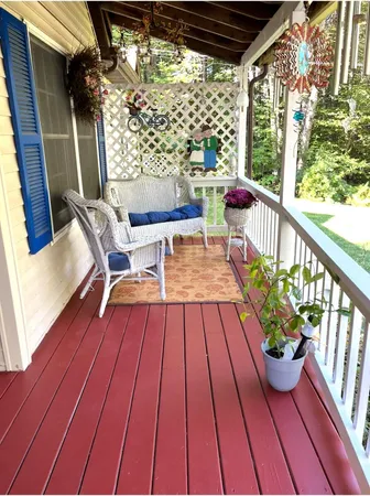 $554,000 | 1523 North Road, North Yarmouth, ME 04097