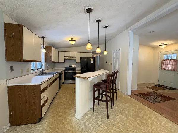 $554,000 | 1523 North Road, North Yarmouth, ME 04097