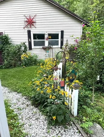 $554,000 | 1523 North Road, North Yarmouth, ME 04097