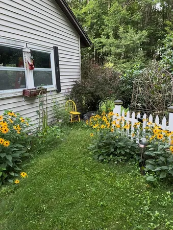 $554,000 | 1523 North Road, North Yarmouth, ME 04097