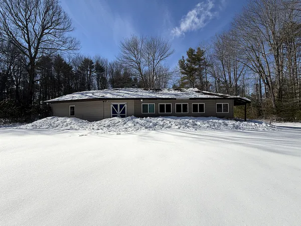 $554,000 | 1523 North Road, North Yarmouth, ME 04097