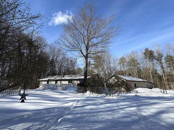 $554,000 | 1523 North Road, North Yarmouth, ME 04097