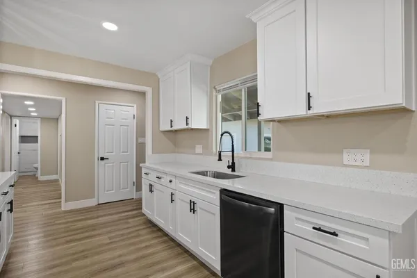 $355,000 | Undisclosed Address, Bakersfield, CA 93305
