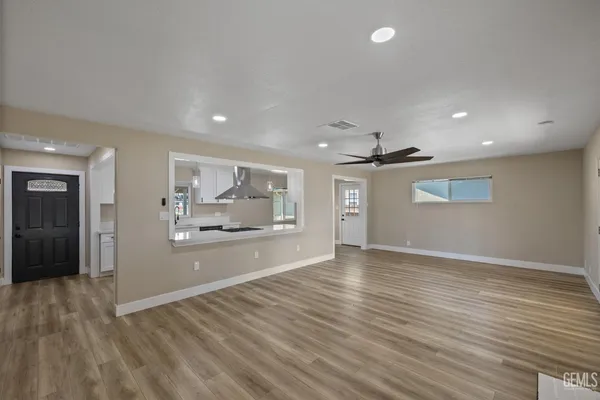 $355,000 | Undisclosed Address, Bakersfield, CA 93305