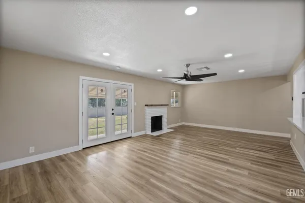 $355,000 | Undisclosed Address, Bakersfield, CA 93305