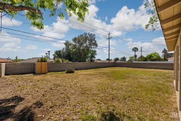 $355,000 | Undisclosed Address, Bakersfield, CA 93305