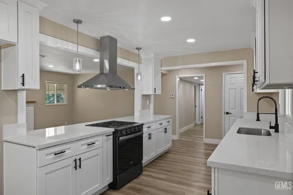 $355,000 | Undisclosed Address, Bakersfield, CA 93305