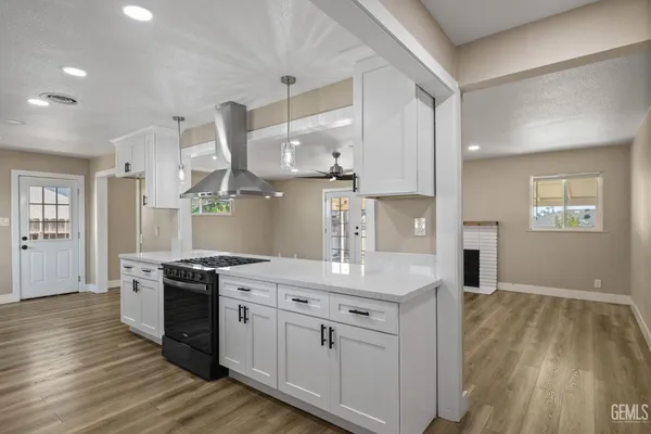 $355,000 | Undisclosed Address, Bakersfield, CA 93305