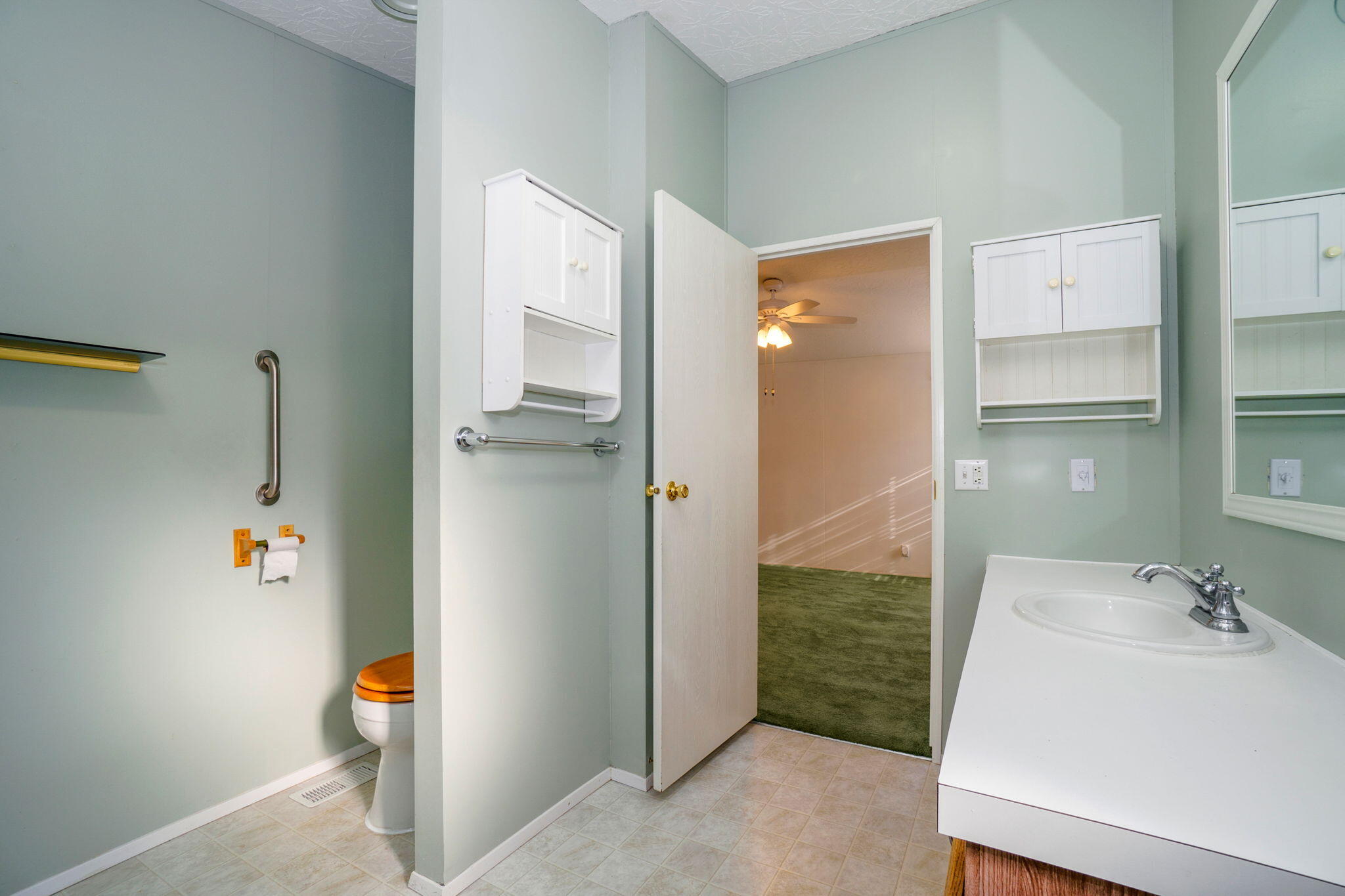 3955 South Stage Road, Unit 101 Medford, OR 97501 - Photo 32 of 42 RetirementCommunity