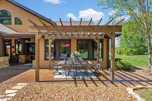 $959,000 | 955 Stratton Road, Elkton, KY 42220