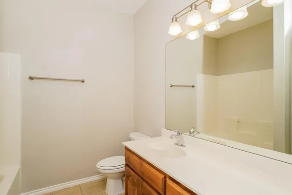 $2,015 | 1104 Hearthstone Drive, Burleson, TX 76028