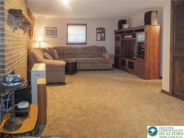 $345,000 | 508 Circle Drive, Catasauqua, PA 18032